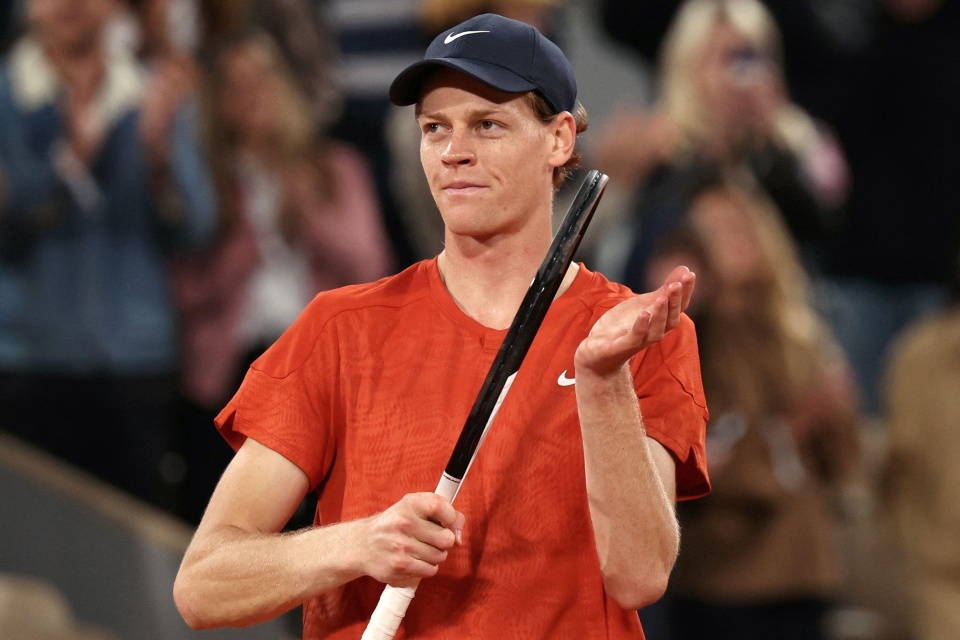 陷入困境 陷入困境