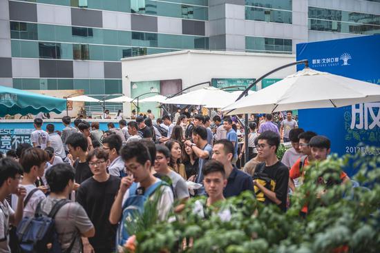 也许正是他 也许正是他