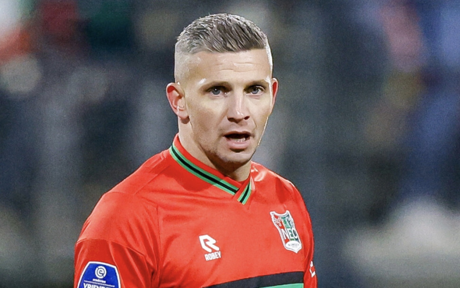 激励他们追 激励他们追